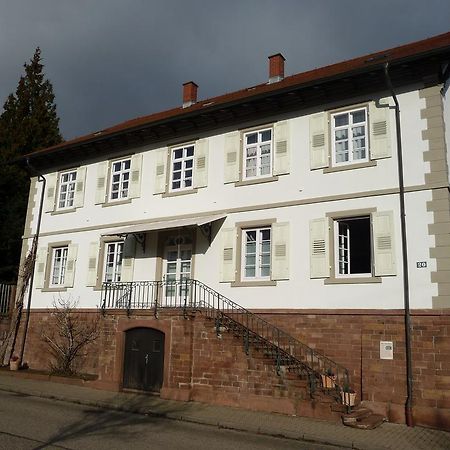 Alte Apotheke Bed&Breakfast Karlsbad Exterior foto