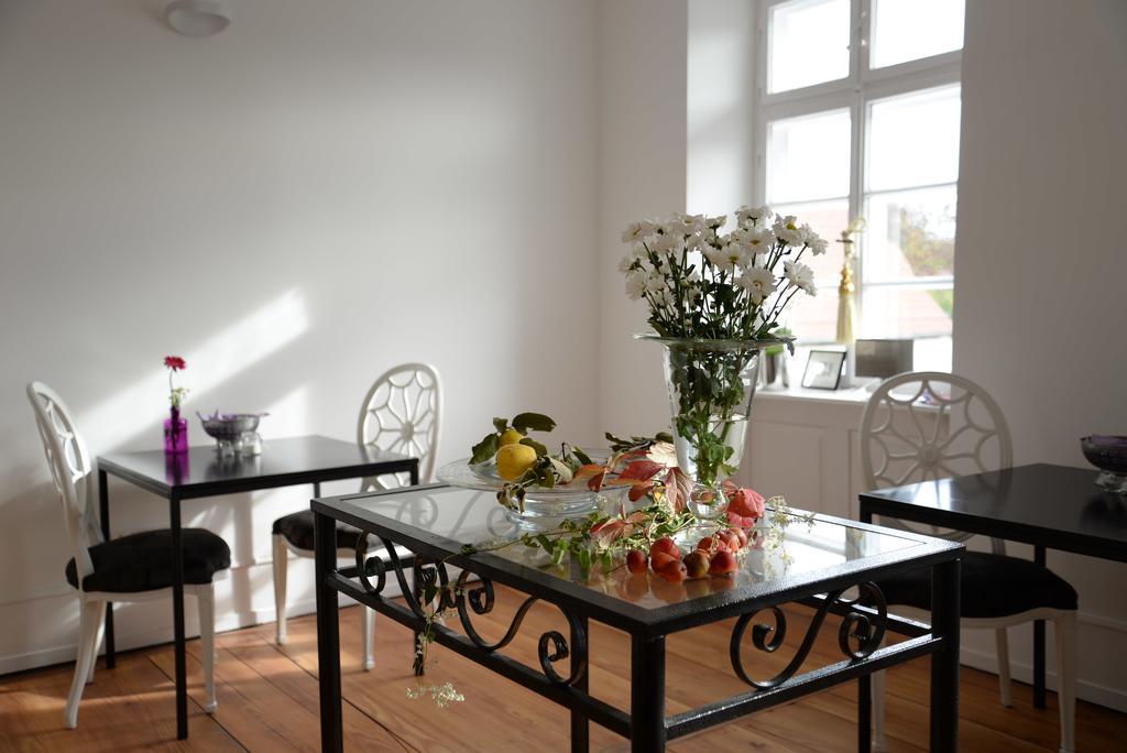 Alte Apotheke Bed&Breakfast Karlsbad Exterior foto